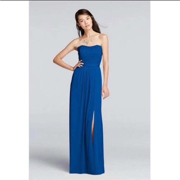 David's Bridal Dresses & Skirts - David's Bridal Strapless Sapphire Lace Bodice Gown